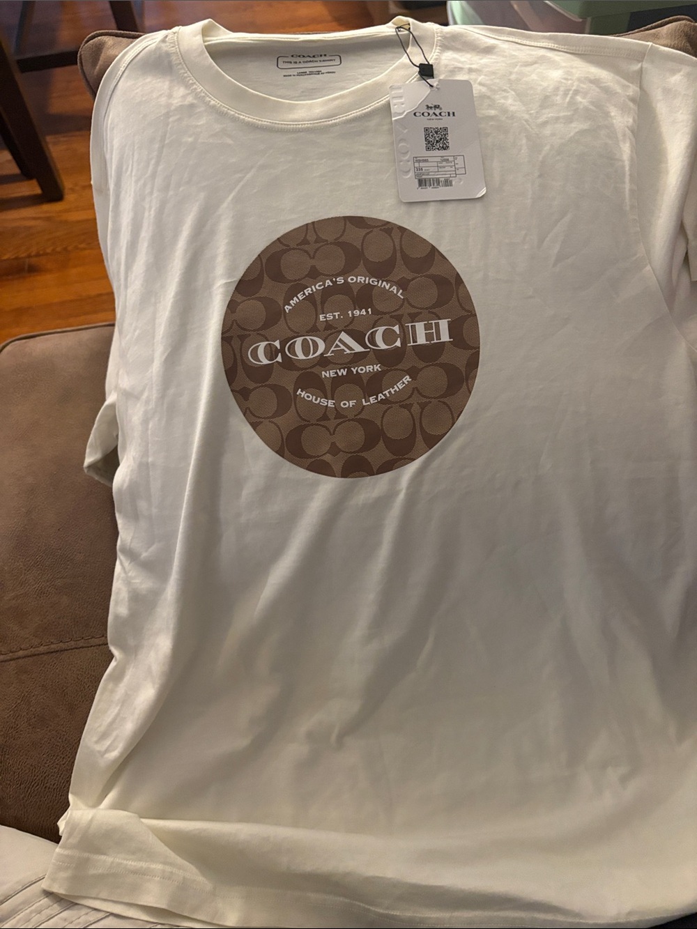 COACH White Tee with Brown Signature Circle Logo Size Large